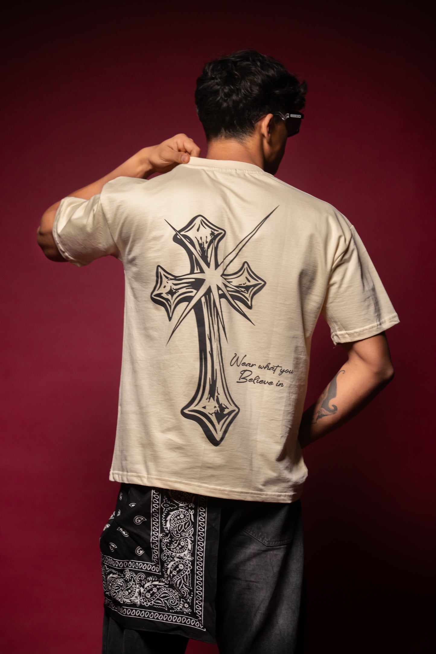 Holy hotline T-shirt (Unisex)